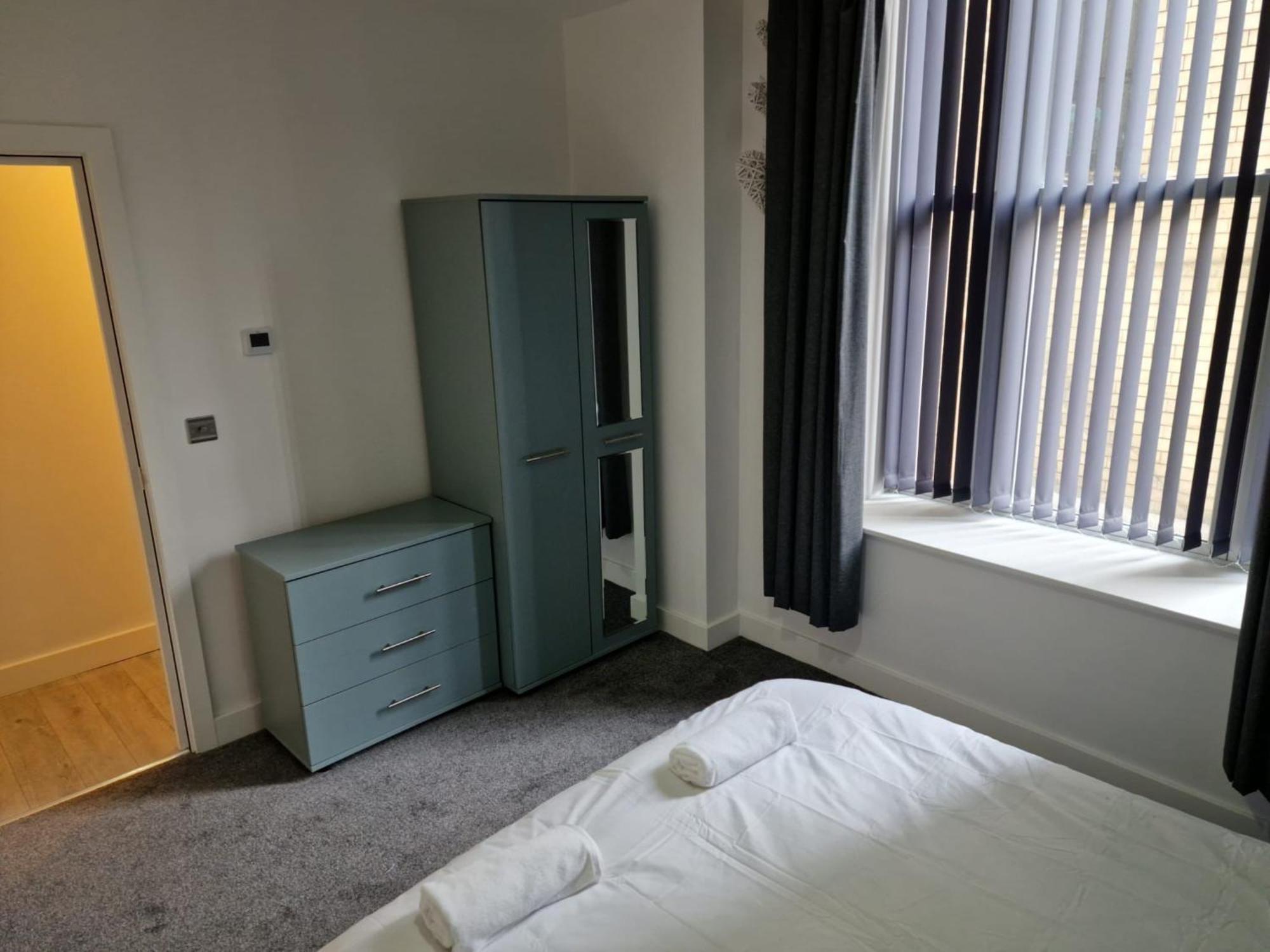 Suffolk House Apartments Hu1 كينغستون أبون هول المظهر الخارجي الصورة