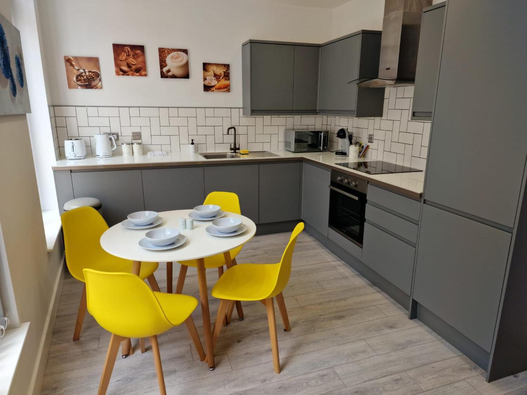 Suffolk House Apartments Hu1 كينغستون أبون هول المظهر الخارجي الصورة
